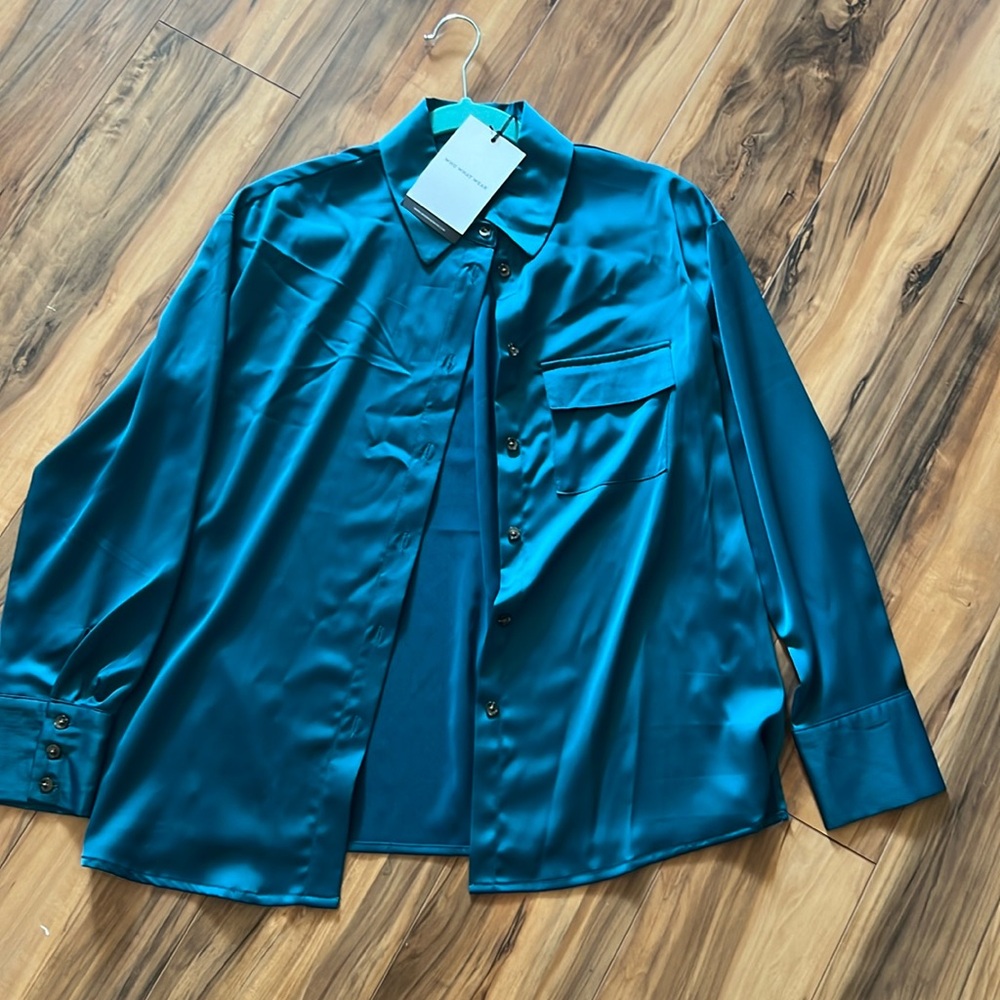 Who What Wear silk button up blouse, Small
